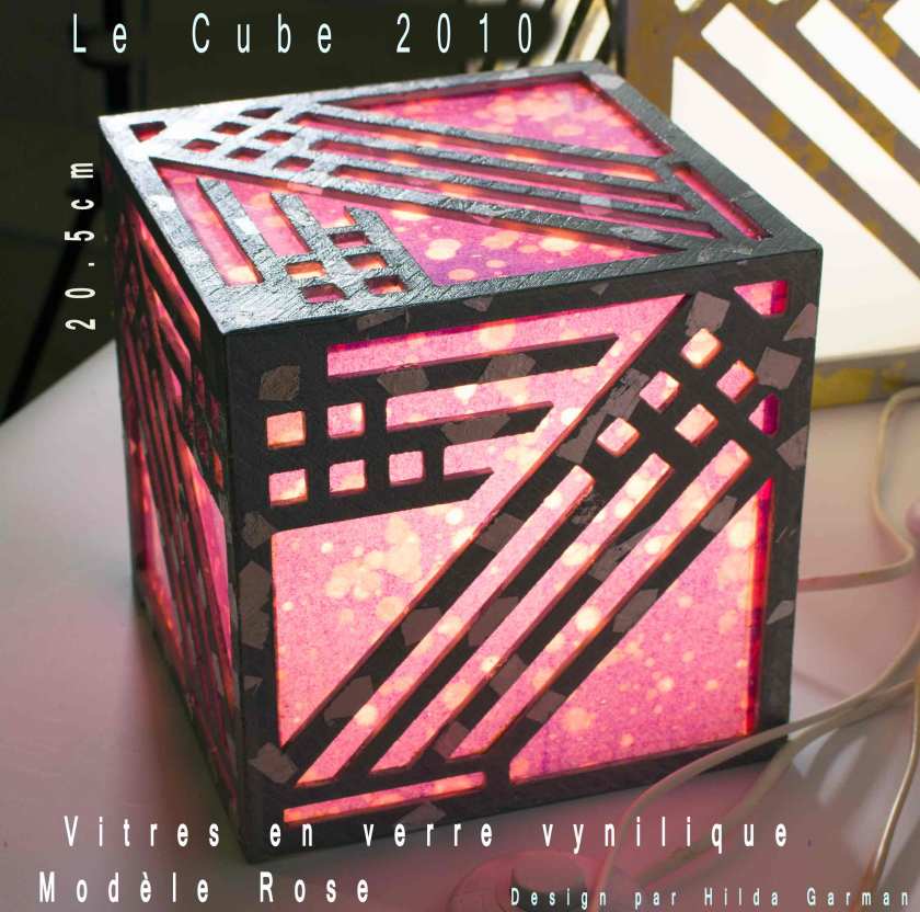 Le Cube 2010 version en rose par Hilda Garman